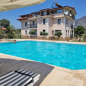 Oasis Apartment