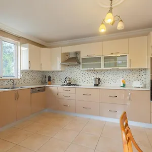 Kubra Villa